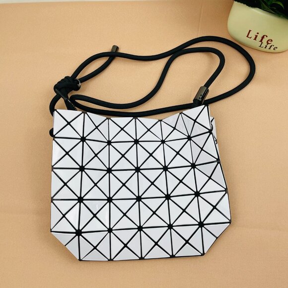 Brand new Issey Miyake white knotted tofu sling bag. - Picture 10 of 11